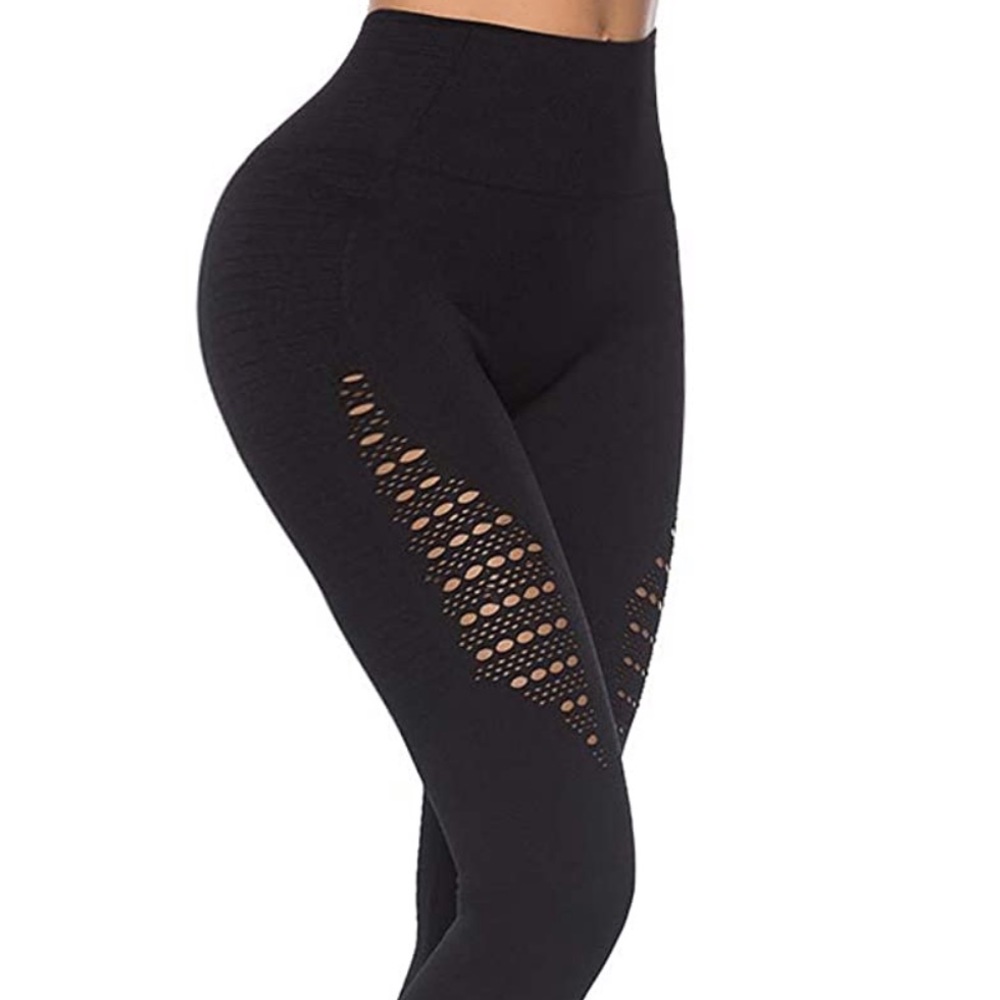 Black Seamless Workout Pants - Picture 3 of 5